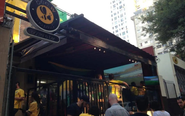 Bee.W Hostel Bar