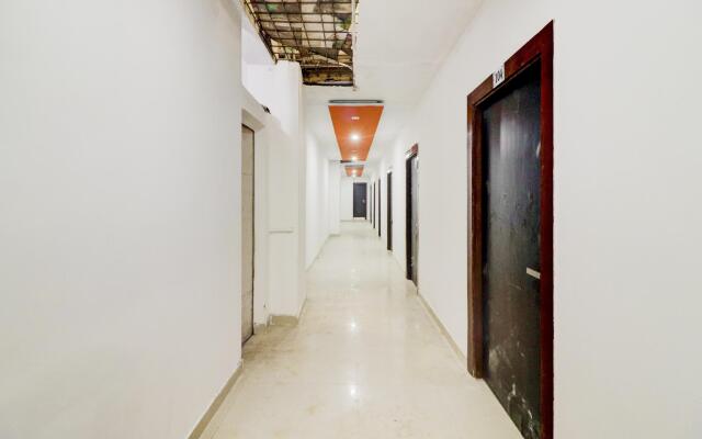 OYO 76841 Hotel Happy Stay