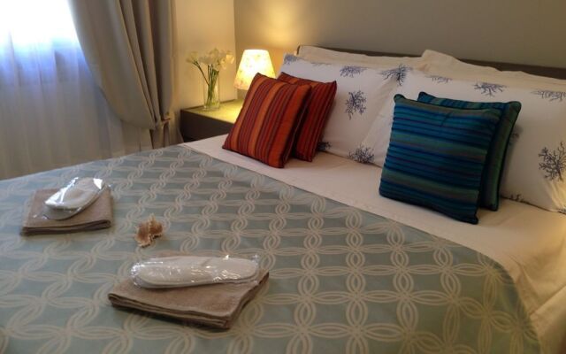 The Golden House Florence Suite
