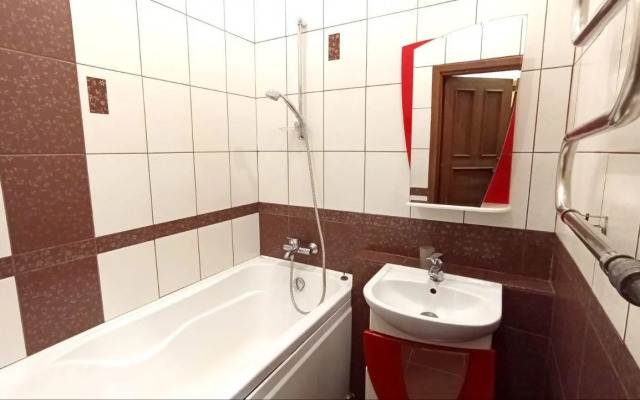 Уютный Север на улице Академика Книповича