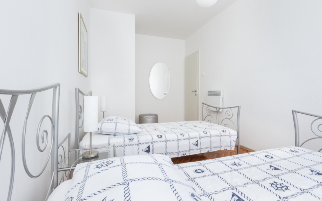 Apartment Neven - comfortable & great location: A1 Split, Riviera Split