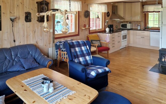 Nice Home in Hornnes With Wifi and 5 Bedrooms