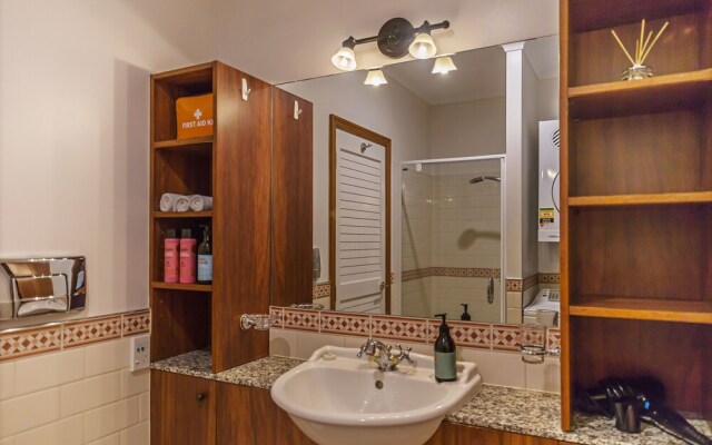Luxury 2BR Apartment at Central Location