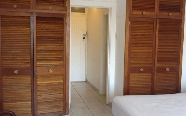 Parkview Hotel Suites