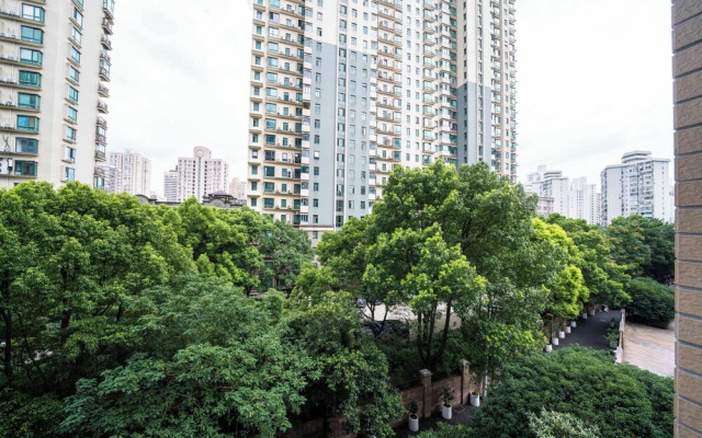 Tyms Stylish 1BR 1BA Apt Yongxin Century