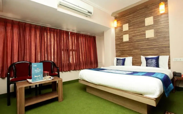 OYO 2289 Hotel Radha Palace