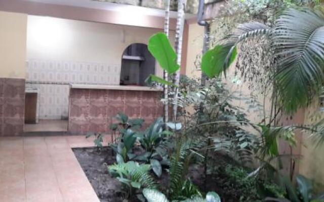 Hostal Las Amazonas Inn