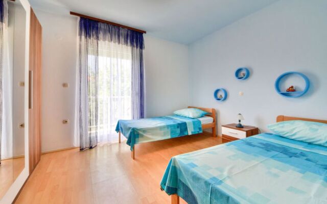 Apartment Damir Spiez 29980