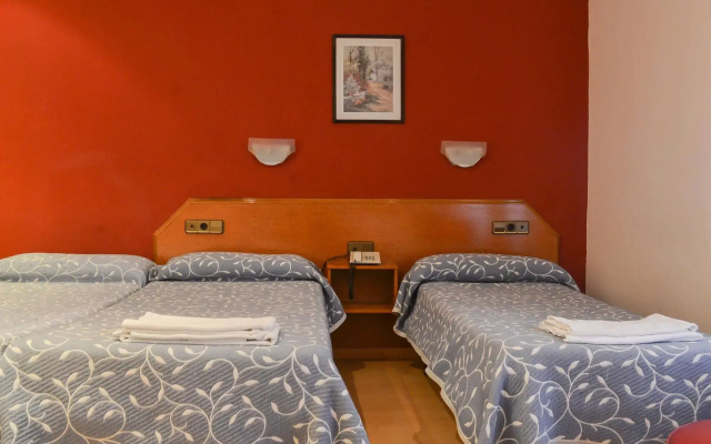 Hostal Cataluña