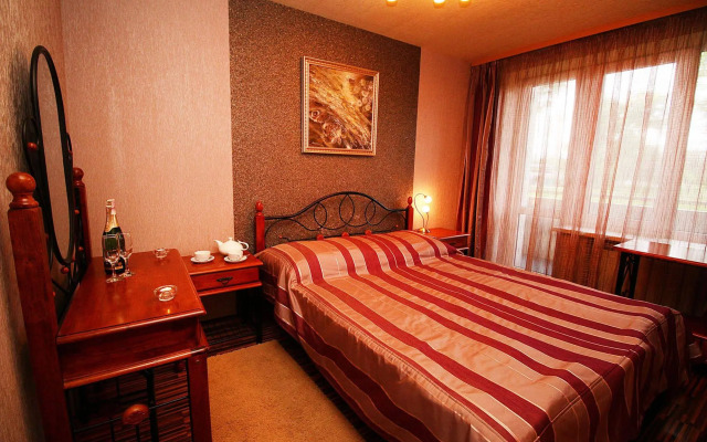 Druzhba hotel and restaurant