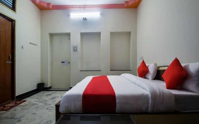OYO 19937 Hotel Rajkamal International