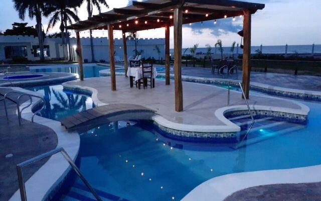 Castillo del Mar Suites
