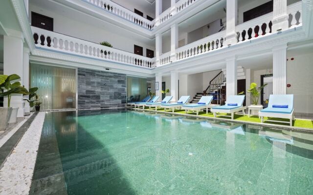 Royal Mansion Boutique Hoi An