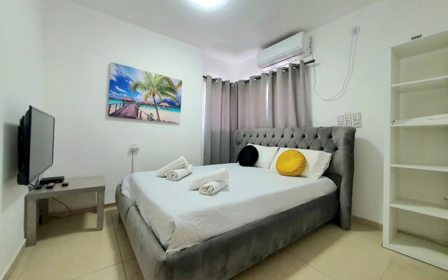 Barak Royal suites 20 Garden jacuzzi