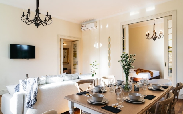 Art Apartment By Loft Affair