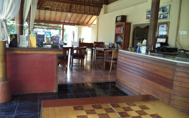 Lokasari Bungalows Spa & Gallery