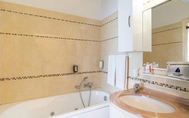 Gambrinus Tower Resort