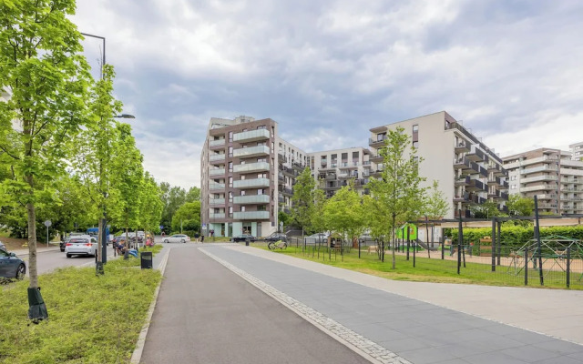 Burakowska 16 Apartment by Renters