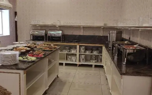 Premier Palace Apartment 1 Br Ggi