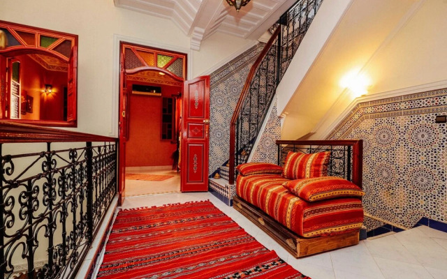 Riad For S