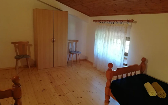 Villa Valeta 500 Meters From the Beach