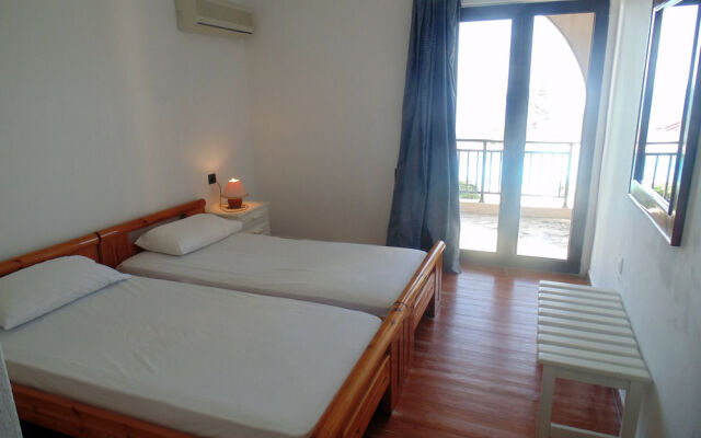 Achillion Apartments And Studios