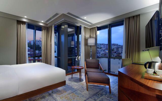 DoubleTree by Hilton Hotel Istanbul - Piyalepasa