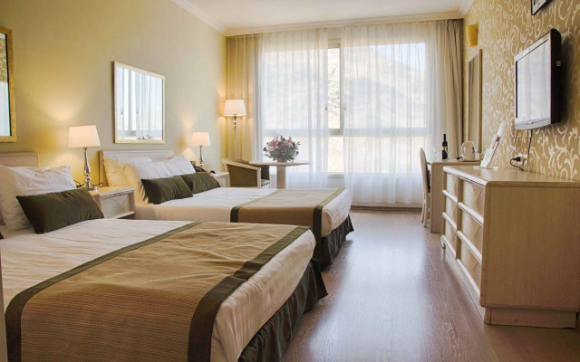 Royal Plaza Hotel