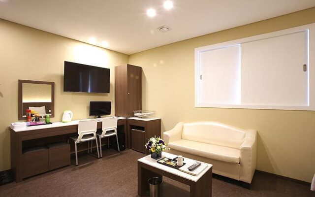 Honors Hotel