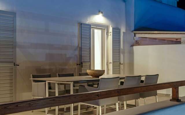 Lux Villa, 5 Master BR, Private Pool, Sunset View!