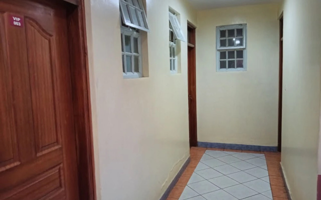 Munyaka Paramount Hotel