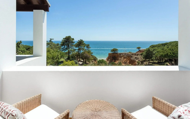Pine Cliffs Suites