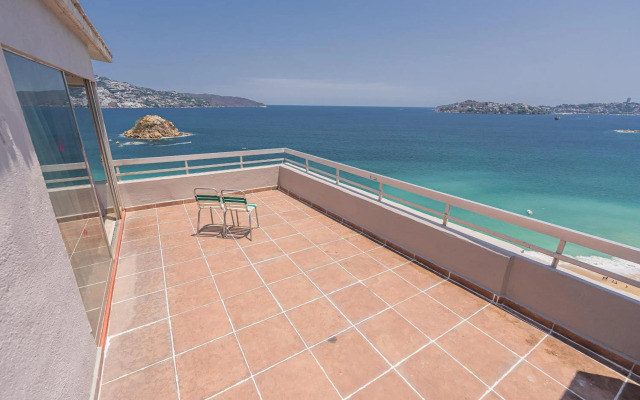 Playa Suites