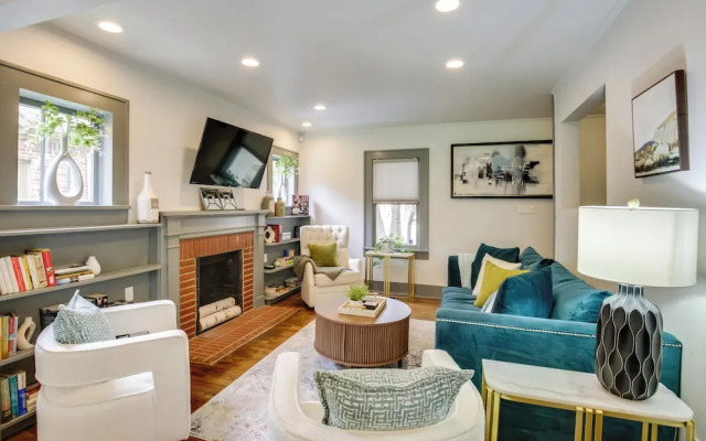 Renovated Lubbock Home - Walk to Texas Tech!