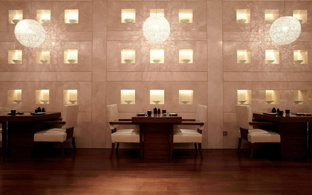 Renaissance Shanghai Putuo Hotel