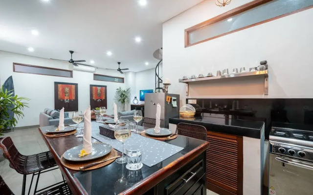 Villa Anyar