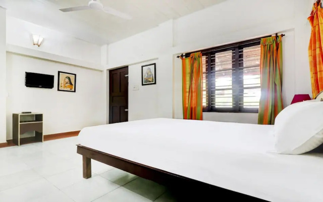 Shirleys Beach Hotel