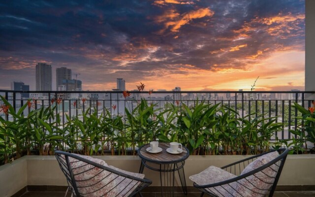 Luxury Duplex Penthouse With Pool Foosball