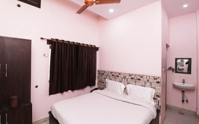 SPOT ON 43444 Hotel Alok Residency