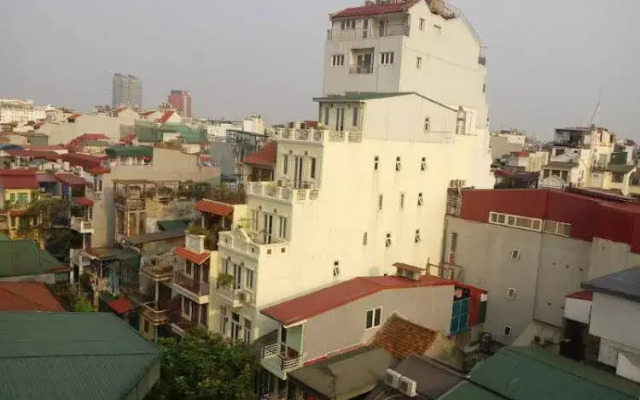 Hanoi Phoenix 1