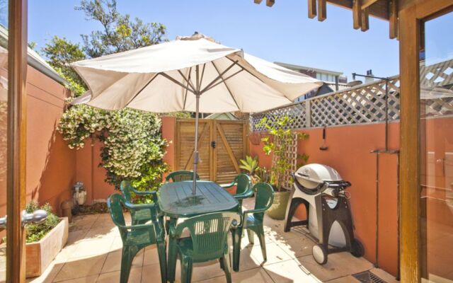 Newcastle Terraces & Apartments - Ruby Terrace