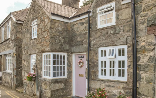 The Toll House