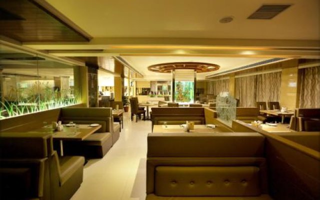 Hotel Swagath Grand Suchitra