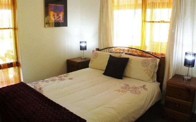 Protea Farm Cottages