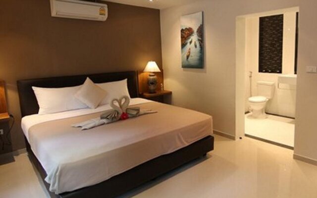 Kaimook Hill Bed and Breakfast Phuket