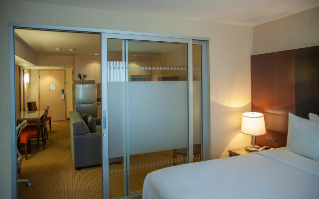 iHOTEL & Conference Center Red Deer