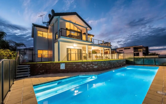Above and Beyond - Beautiful Home with Pool