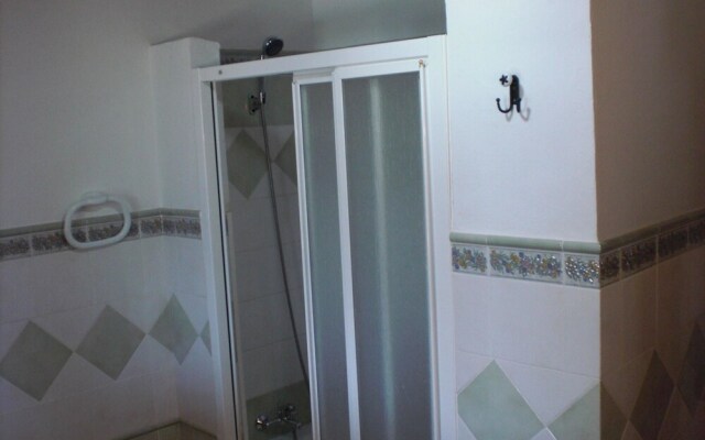 Villa With 3 Bedrooms in El Chorro, With Wonderful Mountain View, Priv