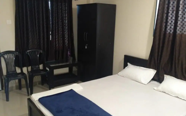 Hotel Honey Lodging
