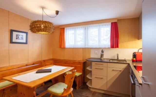 Chalet Annelis Apartments